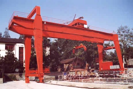 門(mén)式起重機(jī)